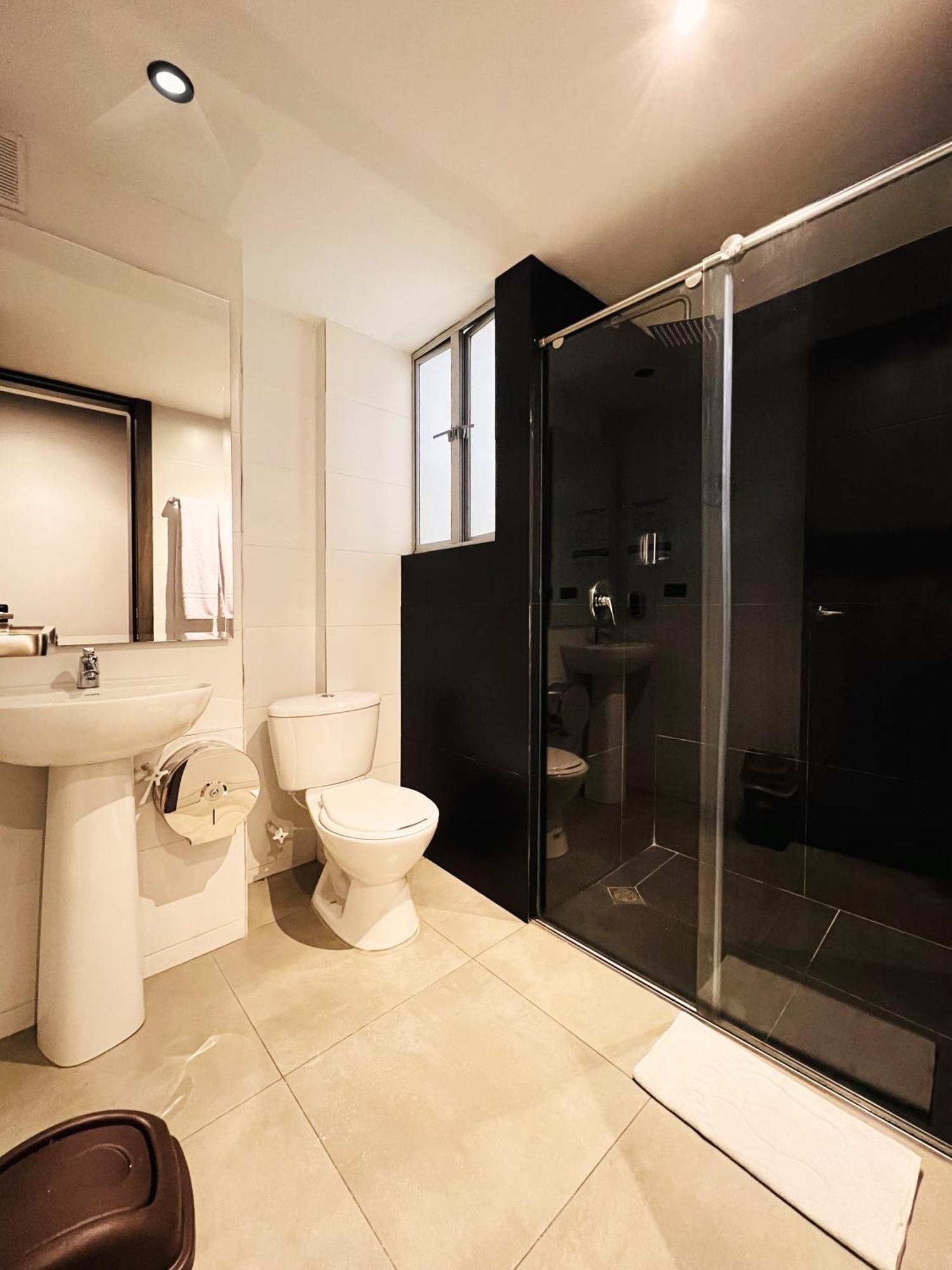 Hotel Htl Богота Екстериор снимка