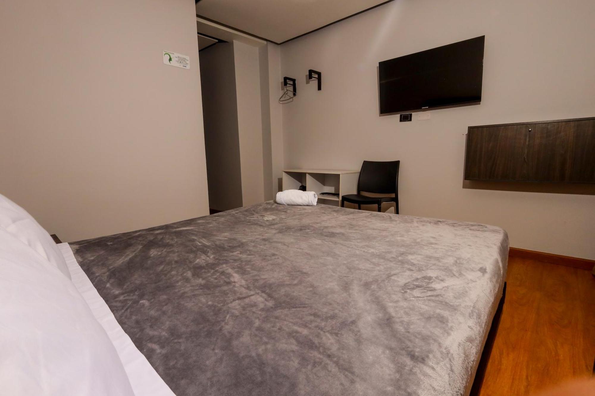 Hotel Htl Богота Екстериор снимка