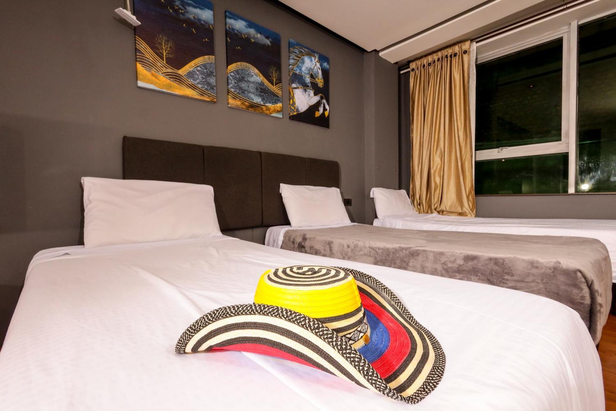 Hotel Htl Богота Екстериор снимка