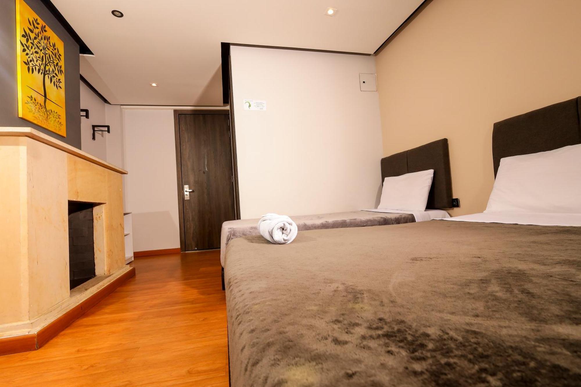 Hotel Htl Богота Екстериор снимка
